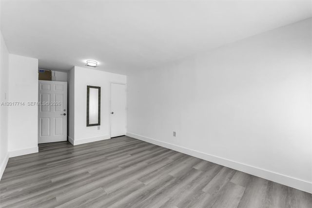 13285 NW 11th St, Miami, FL 33182