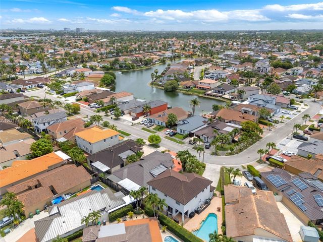 13285 NW 11th St, Miami, FL 33182