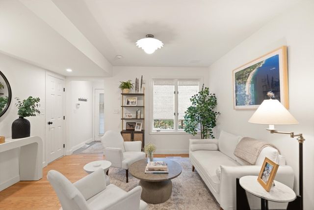 300 Willow Street 3, Hamilton, MA 01982