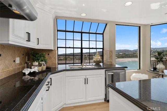 26 Coventry 25, Newport Beach, CA 92660