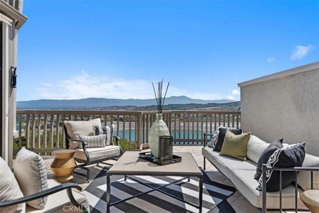 26 Coventry 25, Newport Beach, CA 92660