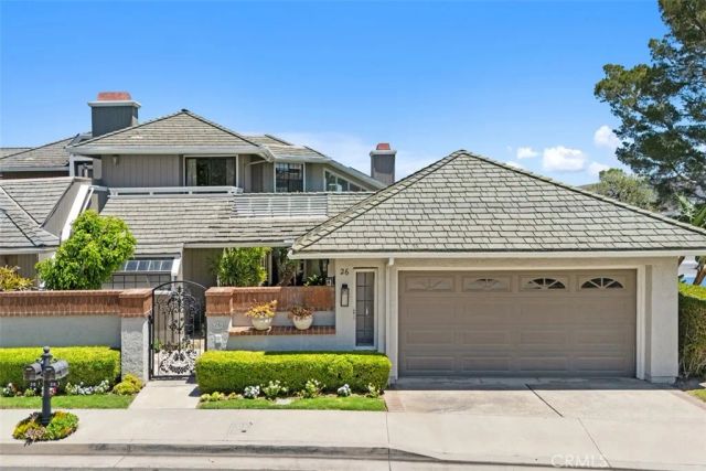26 Coventry 25, Newport Beach, CA 92660