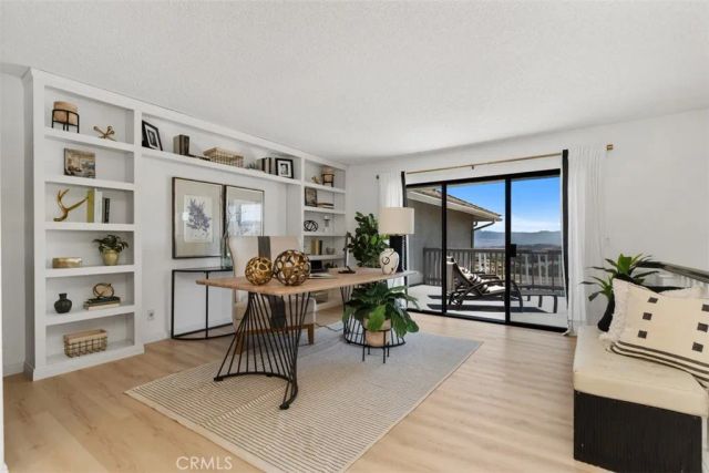 26 Coventry 25, Newport Beach, CA 92660