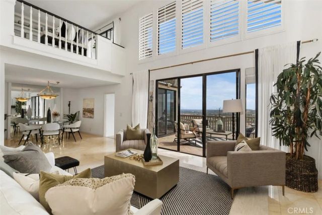 26 Coventry 25, Newport Beach, CA 92660