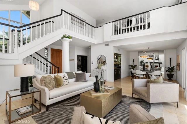 26 Coventry 25, Newport Beach, CA 92660
