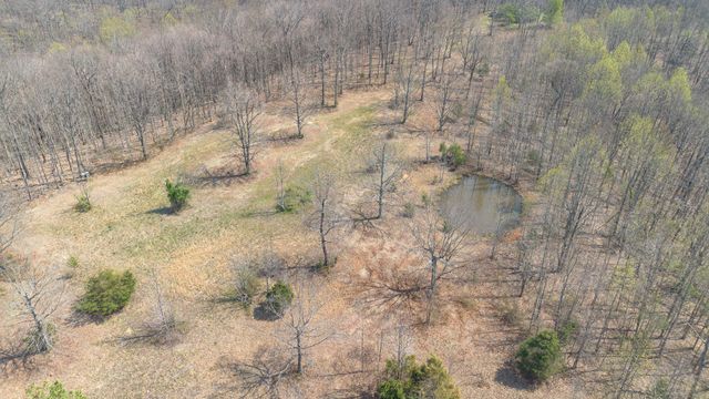 8218 Old Pond Creek Rd, Nashville, TN 37209