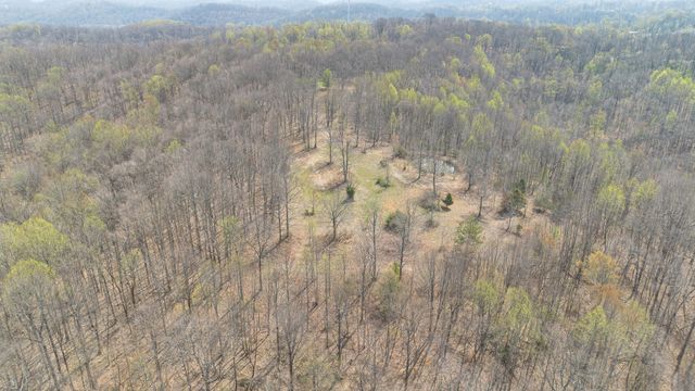 8218 Old Pond Creek Rd, Nashville, TN 37209