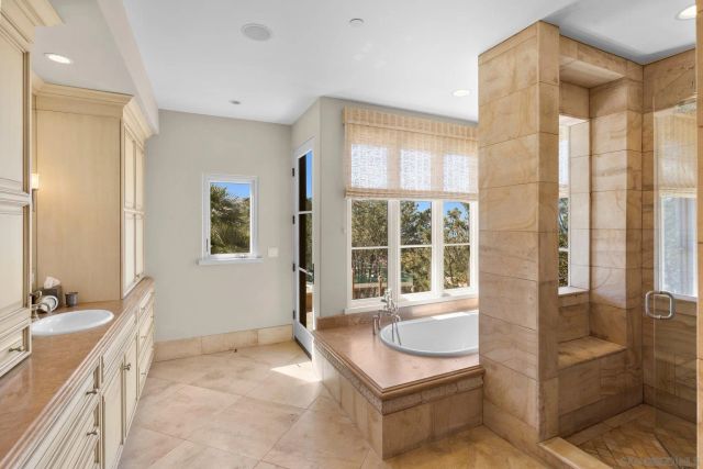 12927 Via Grimaldi, Del Mar, CA 92014