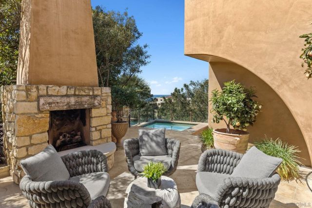 12927 Via Grimaldi, Del Mar, CA 92014