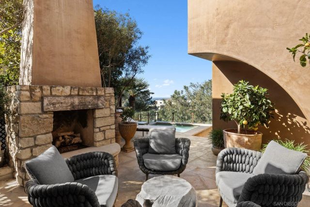 12927 Via Grimaldi, Del Mar, CA 92014