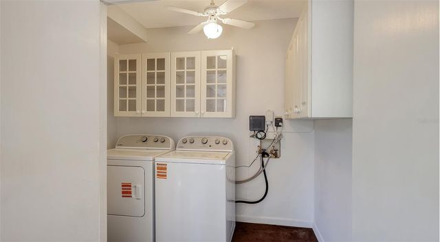 1687 BROOKHOUSE CIRCLE 219, Sarasota, FL 34231