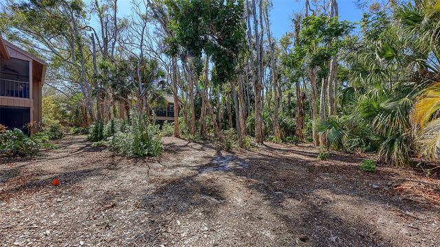 1687 BROOKHOUSE CIRCLE 219, Sarasota, FL 34231