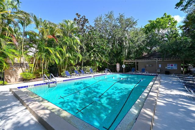 1687 BROOKHOUSE CIRCLE 219, Sarasota, FL 34231