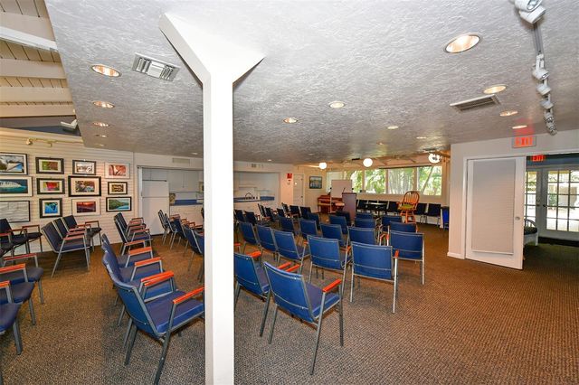 1687 BROOKHOUSE CIRCLE 219, Sarasota, FL 34231