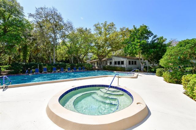 1687 BROOKHOUSE CIRCLE 219, Sarasota, FL 34231