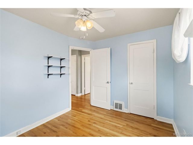 2380 Poplar St, Denver, CO 80207