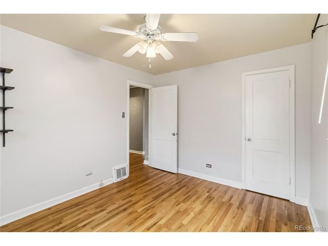 2380 Poplar St, Denver, CO 80207