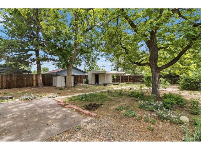 2380 Poplar St, Denver, CO 80207