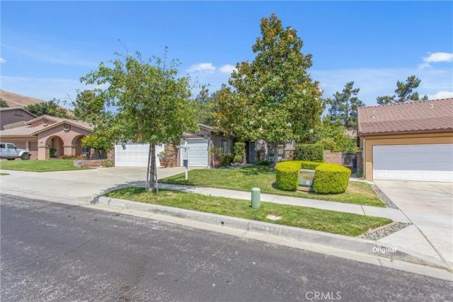 11733 Pactfield, Yucaipa, CA 92399
