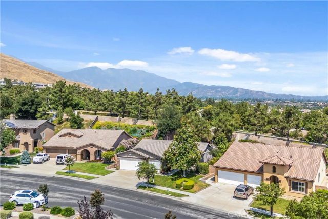 11733 Pactfield, Yucaipa, CA 92399