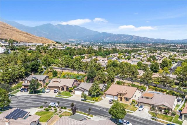 11733 Pactfield, Yucaipa, CA 92399