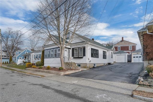 19 Greene Lane, Newport, RI 02840