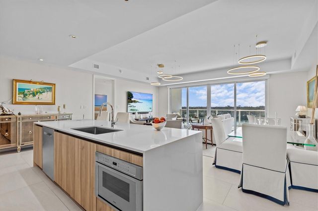 1020 SUNSET POINT ROAD 510, Clearwater, FL 33755