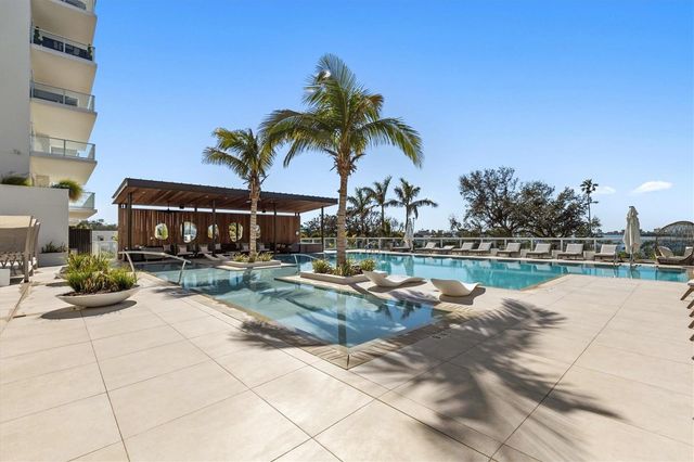 1020 SUNSET POINT ROAD 510, Clearwater, FL 33755