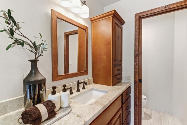 3625 Whiskey Hill Rd, Loomis, CA 95650
