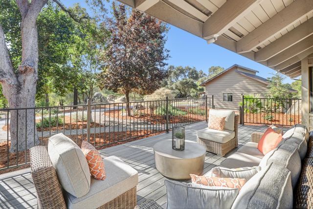 3625 Whiskey Hill Rd, Loomis, CA 95650
