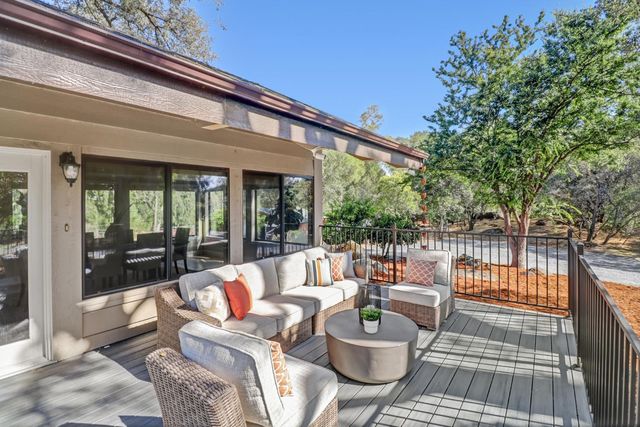 3625 Whiskey Hill Rd, Loomis, CA 95650