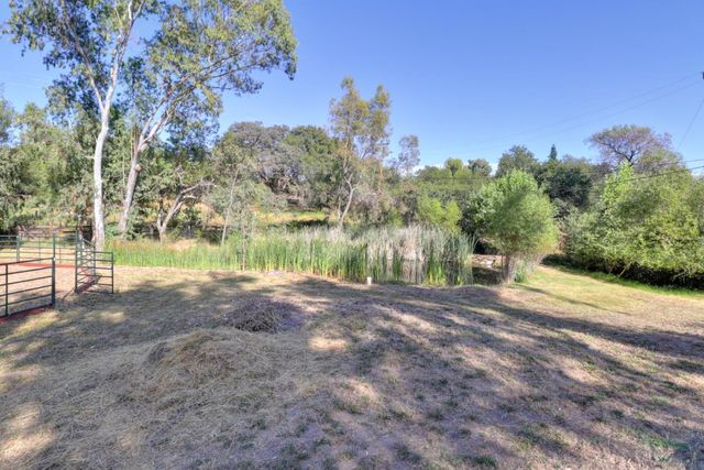 3625 Whiskey Hill Rd, Loomis, CA 95650