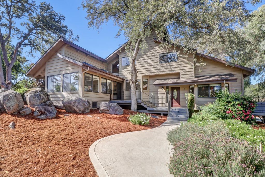 3625 Whiskey Hill Rd, Loomis, CA 95650