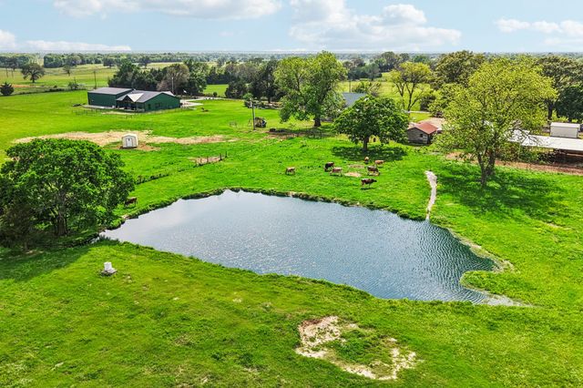 1143 Rs County Road 2300, Emory, TX 75440