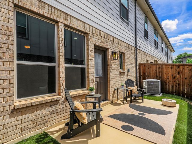 7331 Rubio Place, Dallas, TX 75235