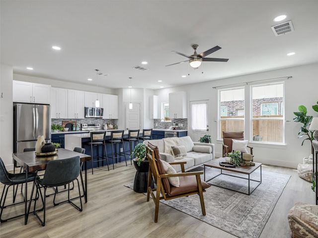 7331 Rubio Place, Dallas, TX 75235