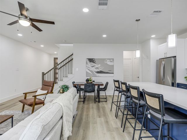 7331 Rubio Place, Dallas, TX 75235