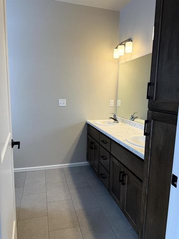 N9359 GEMSTONE COURT, Appleton, WI 54915