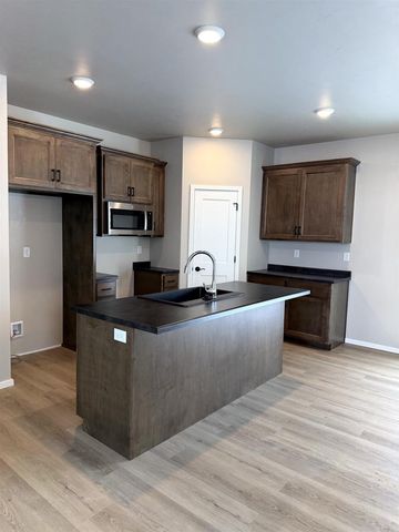 N9359 GEMSTONE COURT, Appleton, WI 54915