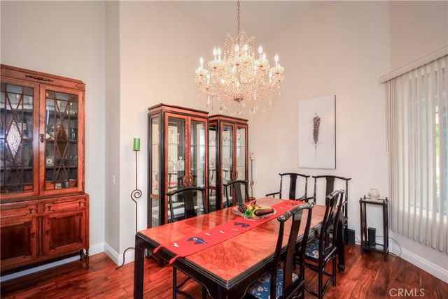 25 Corte Lateuza, Lake Elsinore, CA 92532