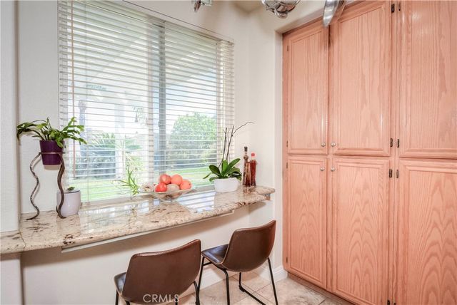 25 Corte Lateuza, Lake Elsinore, CA 92532