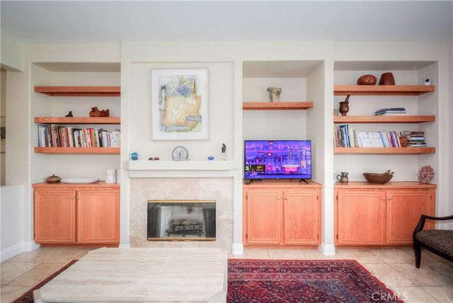 25 Corte Lateuza, Lake Elsinore, CA 92532