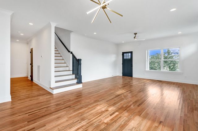 228 Cascade Drive, Rossville, GA 30741