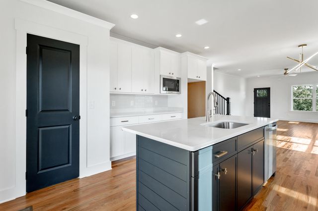 228 Cascade Drive, Rossville, GA 30741