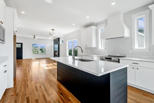 228 Cascade Drive, Rossville, GA 30741