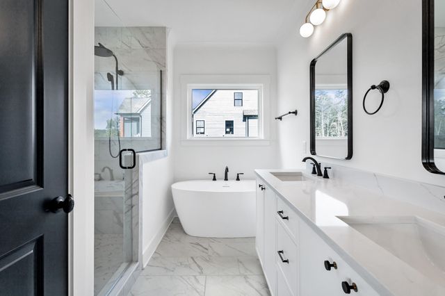 228 Cascade Drive, Rossville, GA 30741