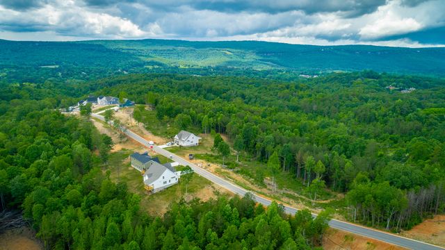 228 Cascade Drive, Rossville, GA 30741