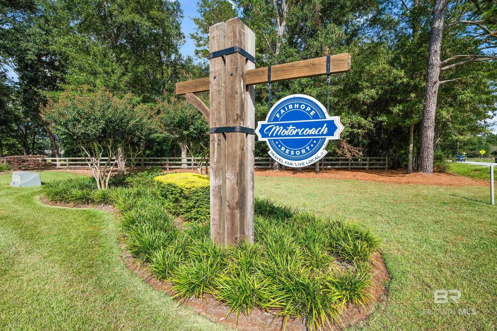 22256 Highway 104, Fairhope, AL 36532