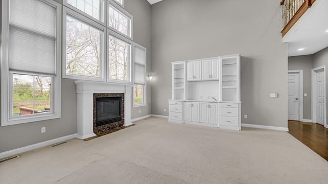 83 Scotscraig Drive, Valparaiso, IN 46385