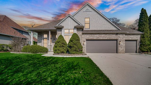 83 Scotscraig Drive, Valparaiso, IN 46385
